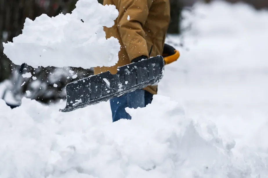 Décès d’un déneigeur de toits | Une méthode de travail déficiente, conclut la CNESST