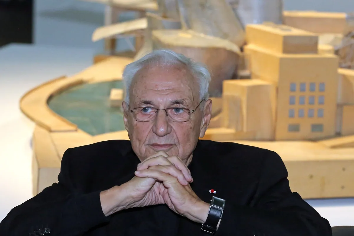 Le grand architecte américano-canadien Frank Gehry est mort
