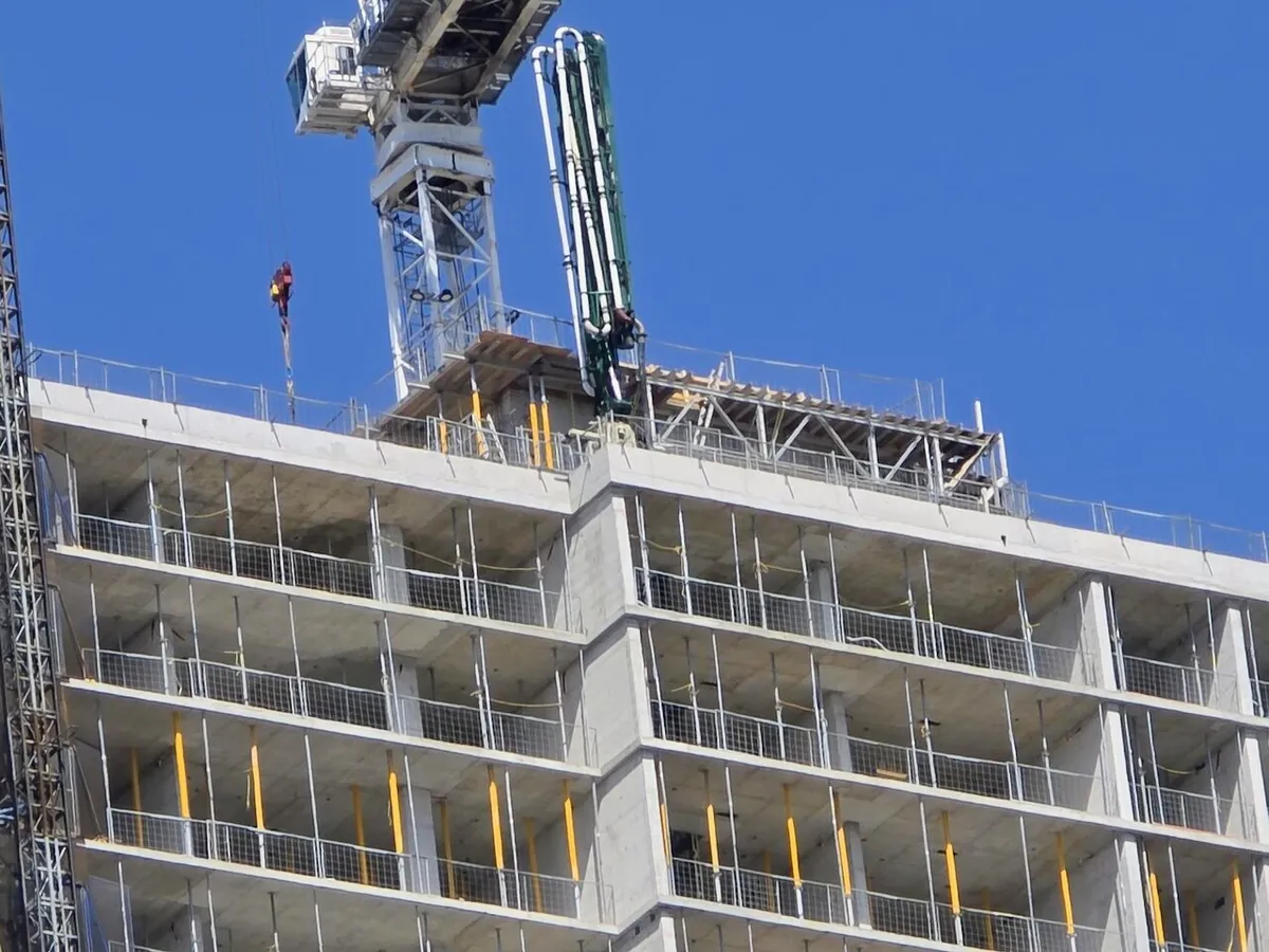 Cladding Progresses at 400 King West in the Entertainment District