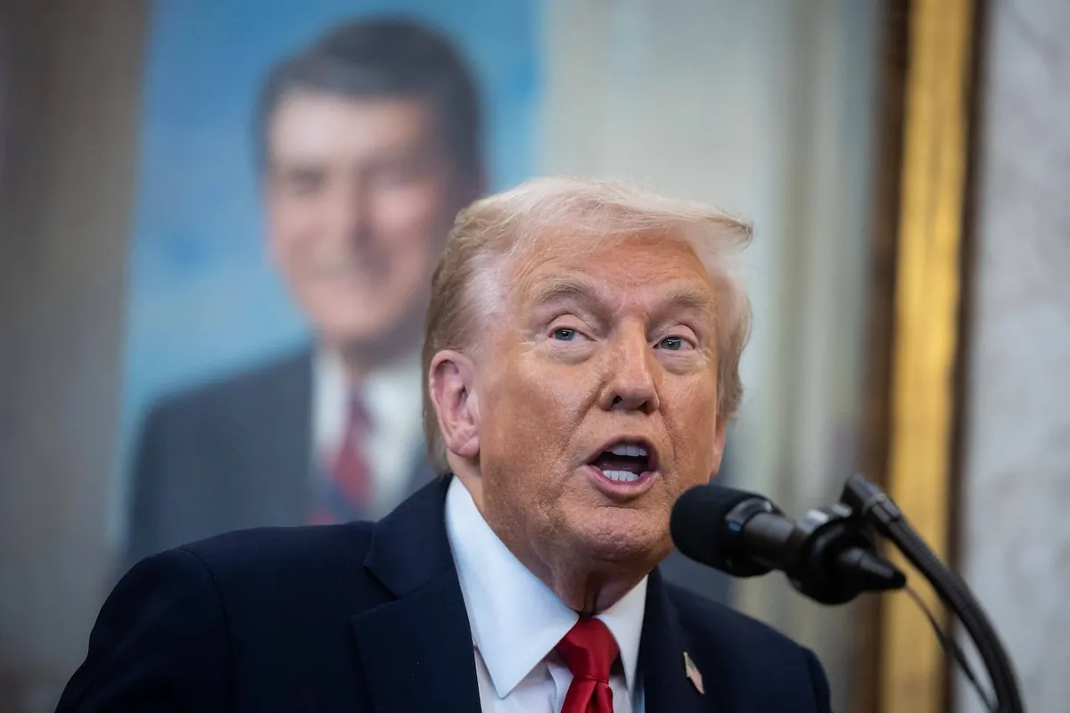 Trump reporte d'un an la hausse des tarifs sur les meubles et les armoires