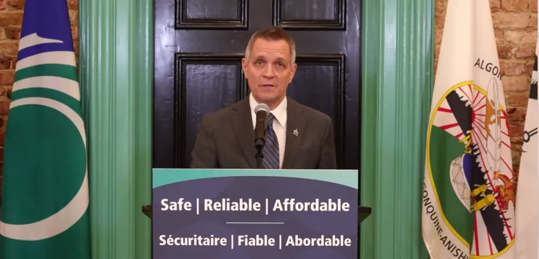 Ottawa tables $5.2B budget with $1.9 billion for capital projects